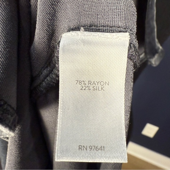 J. Jill Silver Gray Rayon & Silk Velvet Blouse, Size Medium - Picture 7 of 11